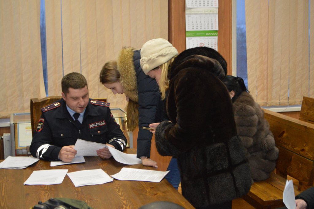19.12 день открытых дверей в гибдд 6.JPG 19.12 день открытых дверей в гибдд 6.JPG
